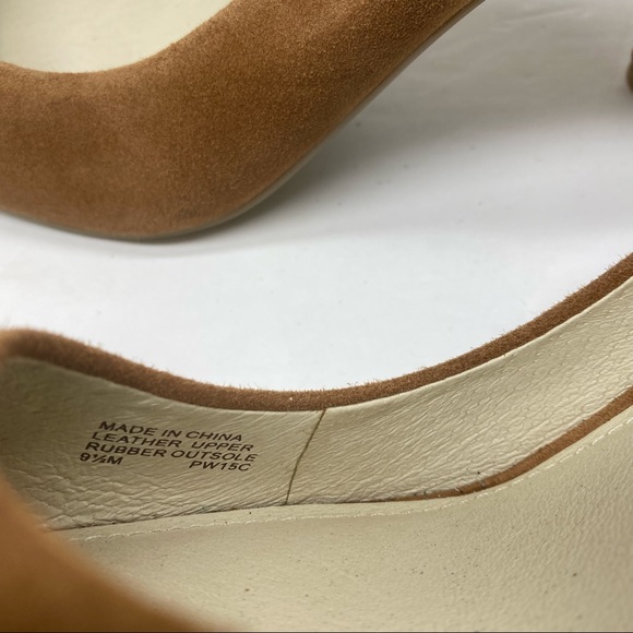 Michael Kors Suede Dorothy Flex Pumps - Picture 4 of 6